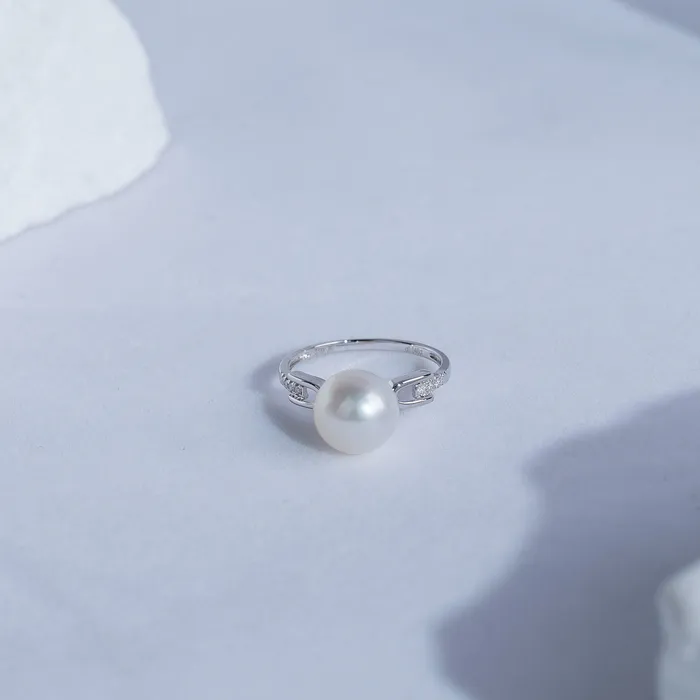 Rings 18K Diamond Australian White South Sea Pearl Ring KR00055 Pearly Lustre