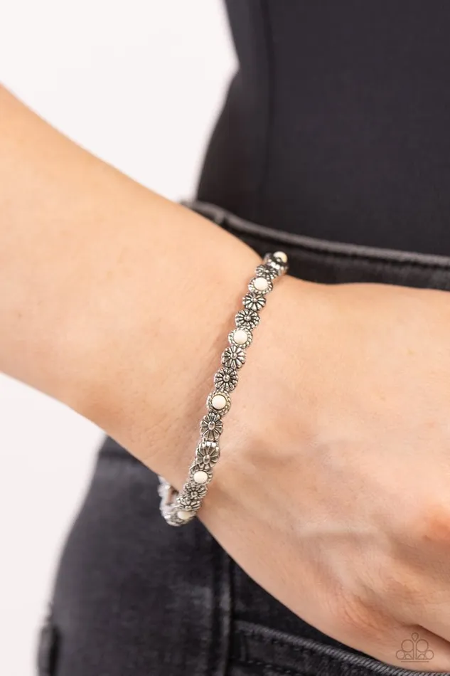 Bracelets Paparazzi Bracelet Floral Fast Lane White Paparazzi Jewelry