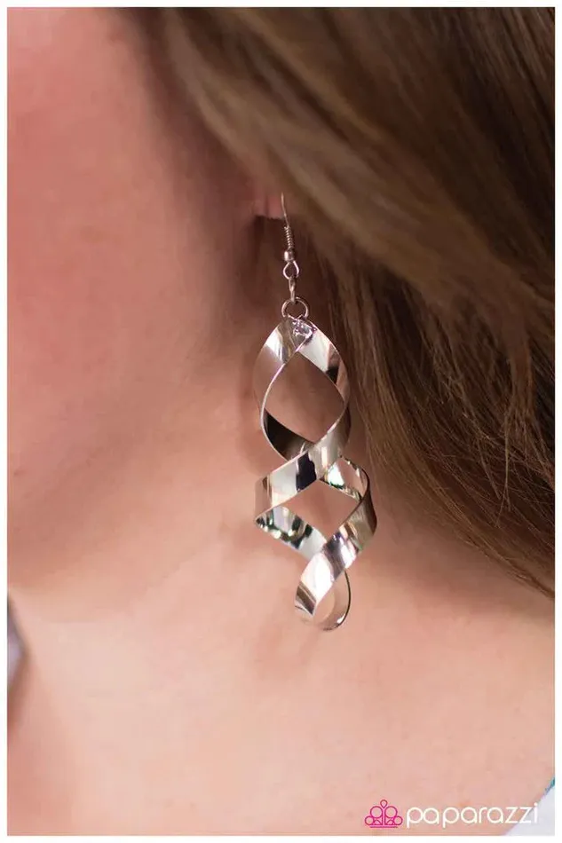 Earrings Paparazzi Earring Curly Sue Silver Paparazzi Jewelry