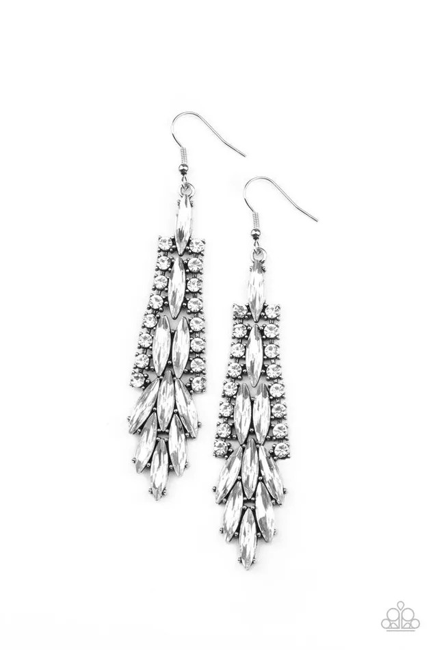Paparazzi Earring Crown Heiress White Paparazzi Jewelry Earrings Paparazzi Earring Crown Heiress White Paparazzi Jewelry Earrings