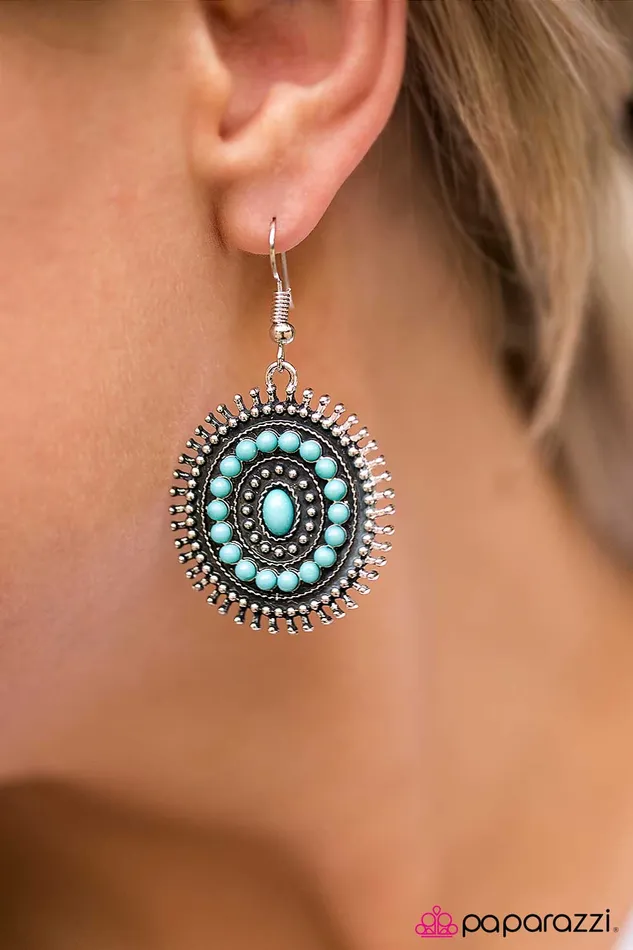 Paparazzi Earring Nebraska Skies Blue Paparazzi Jewelry Earrings