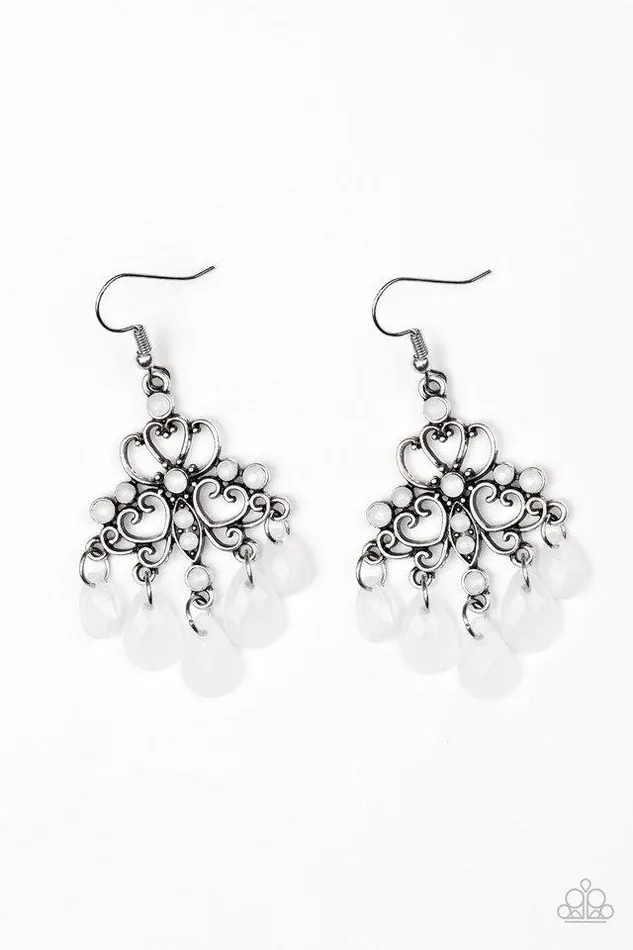 Paparazzi Jewelry Earrings Paparazzi Earring Dip It GLOW White