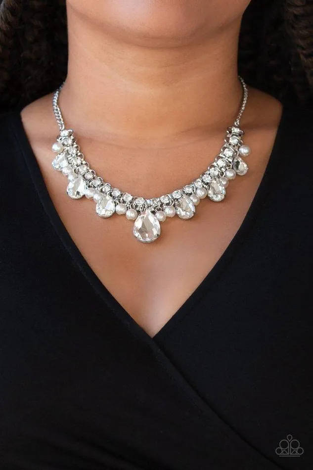 Paparazzi Jewelry Necklaces Paparazzi Necklace Knockout Queen White