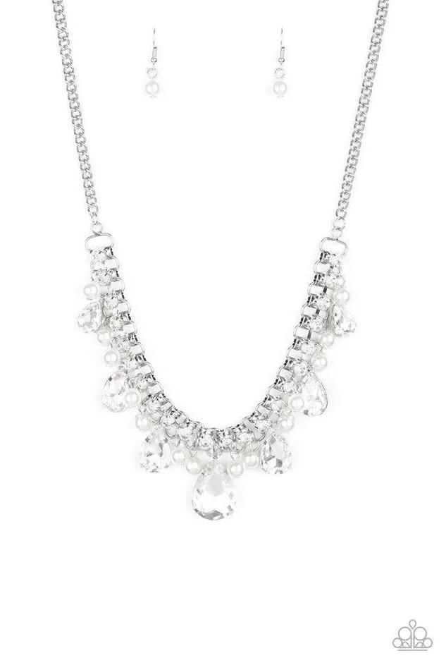 Paparazzi Jewelry Necklaces Paparazzi Necklace Knockout Queen White Paparazzi Jewelry Necklaces Paparazzi Necklace Knockout Queen White