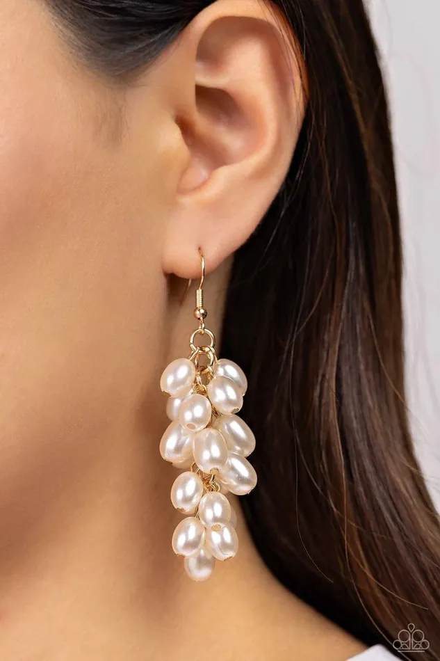 Paparazzi Jewelry Paparazzi Earring Pearl Posse Gold Earrings