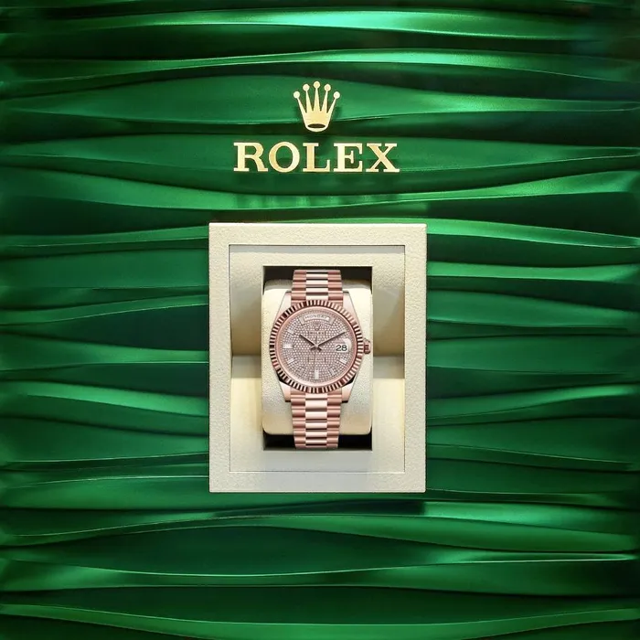 Rolex Bracelets Rolex Day Date 40mm Ref 2282350036 Pave Diamond Dial Fluted Bezel 18K Rose Gold President Bracelet Mens Watch