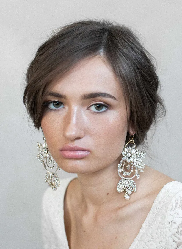 Earrings twigs honey Regal gold flower and leaf chandelier earrings Style 910 Earrings twigs honey Regal gold flower and leaf chandelier earrings Style 910