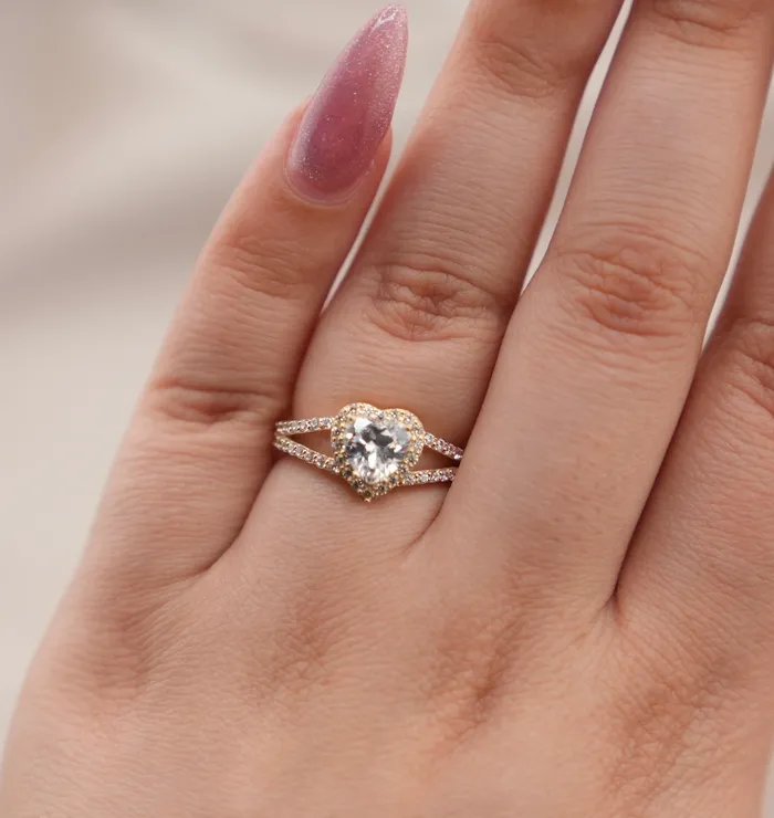 AB and J 14k Gold Womens Heart Ring RG1262 Rings