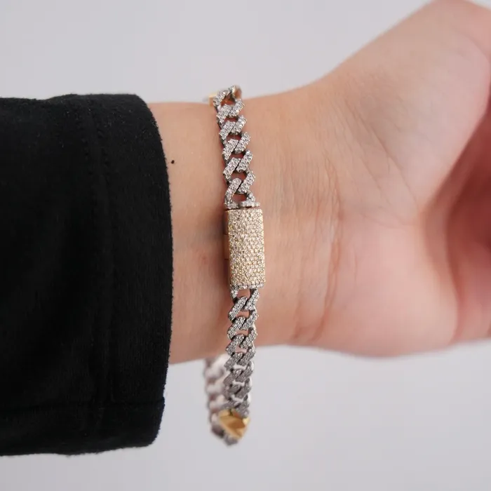 Bracelets 10k Gold Diamond Heart Bracelet 7in C716 AB and J