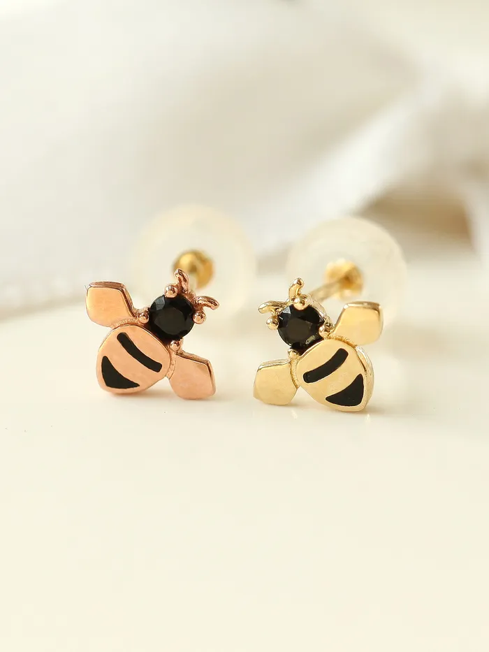MinimalBijoux Earrings 14K Gold Bee Cartilage Earring 20g