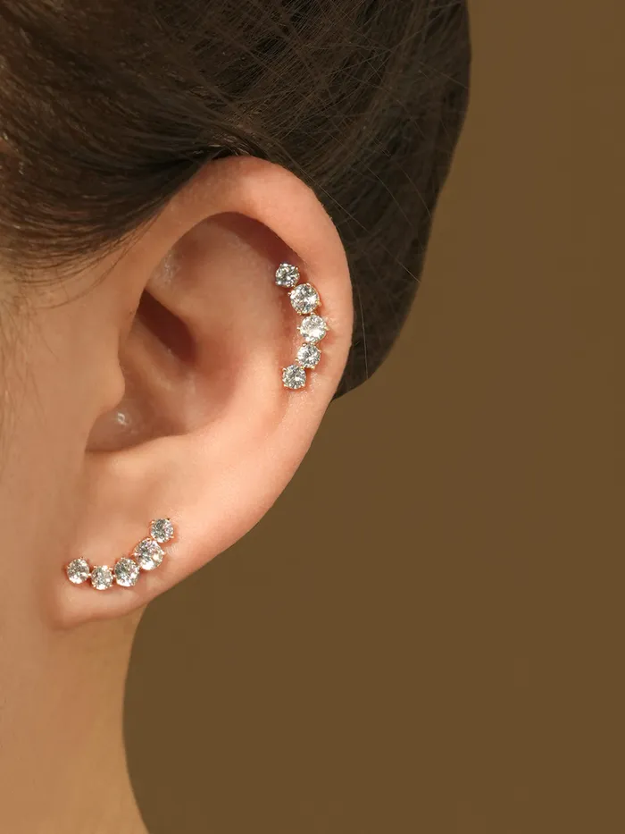 MinimalBijoux Earrings 14K Gold Space Cubic Curve Cartilage Earring 20G18G16G MinimalBijoux Earrings 14K Gold Space Cubic Curve Cartilage Earring 20G18G16G