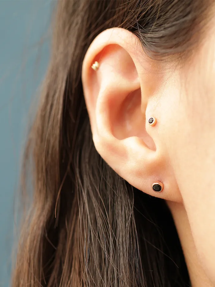 MinimalBijoux PreStyled Sets 14K Gold Internal Minimal Cubic Labret Piercing 18G16G