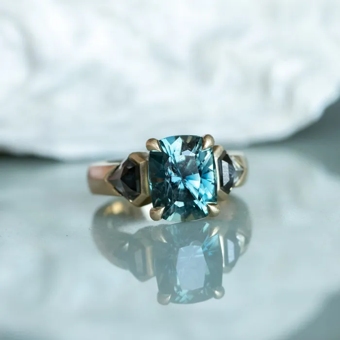 Rings NASHAN 486ct Teal Elongated Cushion Sapphire and Salt and Pepper Diamond Three Stone Ring in 14k Yellow
