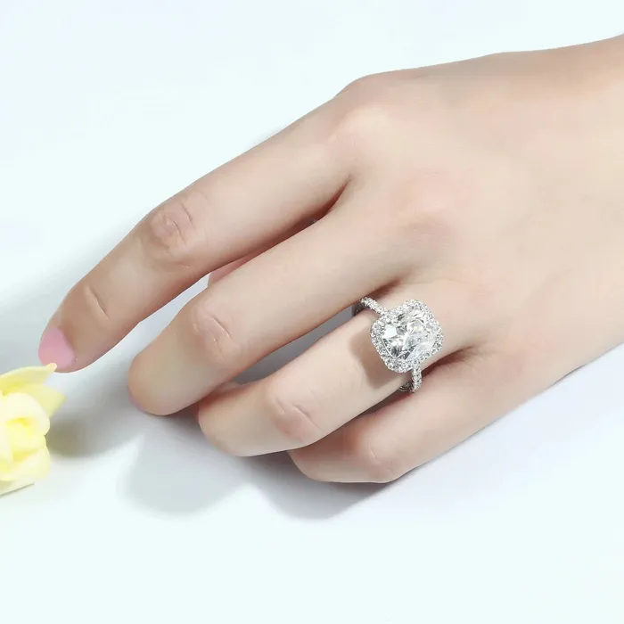 Luxus Moissanite Rings White Gold Cushion Cut Halo Engagement Ring 5ct