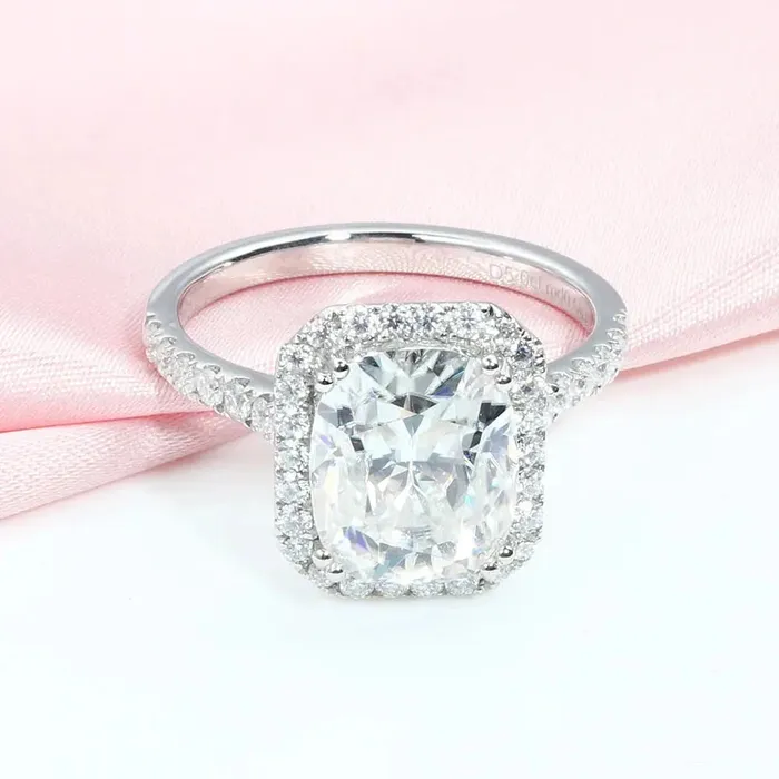 Luxus Moissanite Rings White Gold Cushion Cut Halo Engagement Ring 5ct