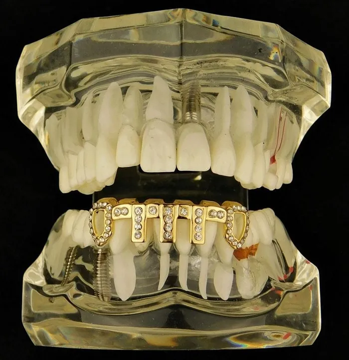 14K Gold Plated Vertical Bars Iced Bottom Teeth Grillz Bling Cartel Admin PreStyled Sets