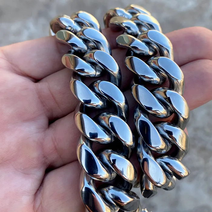316L Stainless Steel Chain Miami Cuban Link Necklace 18 x 20MM Bling Cartel Necklaces 316L Stainless Steel Chain Miami Cuban Link Necklace 18 x 20MM Bling Cartel Necklaces