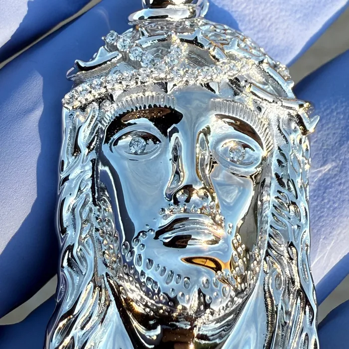Bling Cartel Necklaces Solid 925 Sterling Silver Jesus Head Italy Pendant CZ Crown Medium 175 Bling Cartel Necklaces Solid 925 Sterling Silver Jesus Head Italy Pendant CZ Crown Medium 175