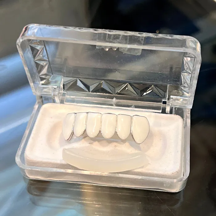 Bling Cartel Rings Real Solid 925 Sterling Silver White Enamel Bottom Six Teeth Grillz Bling Cartel Rings Real Solid 925 Sterling Silver White Enamel Bottom Six Teeth Grillz