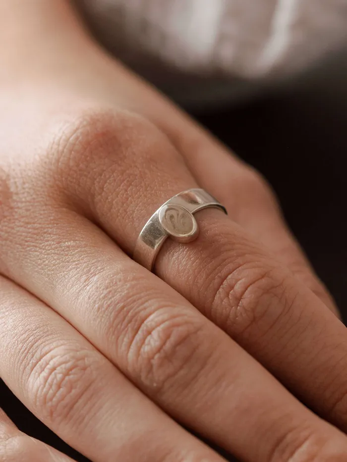 closebymejewelry Rings Oval Crown Cremation Ring in 14K White Gold