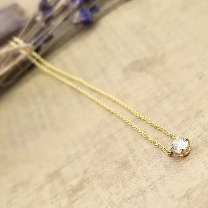 deBebians Necklaces Floating Diamond Solitaire Pendant Necklace