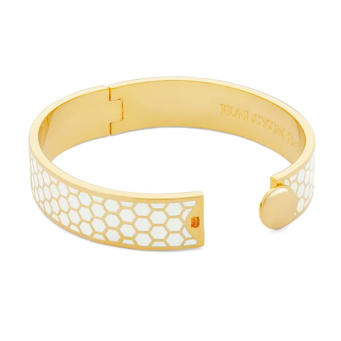 Halcyon Days PreStyled Sets Halcyon Days Honeycomb Cream Gold Bangle