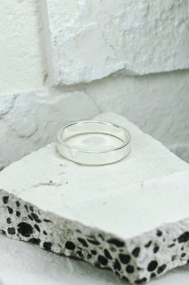 Kty Rings 4mm Plain Ring Silver