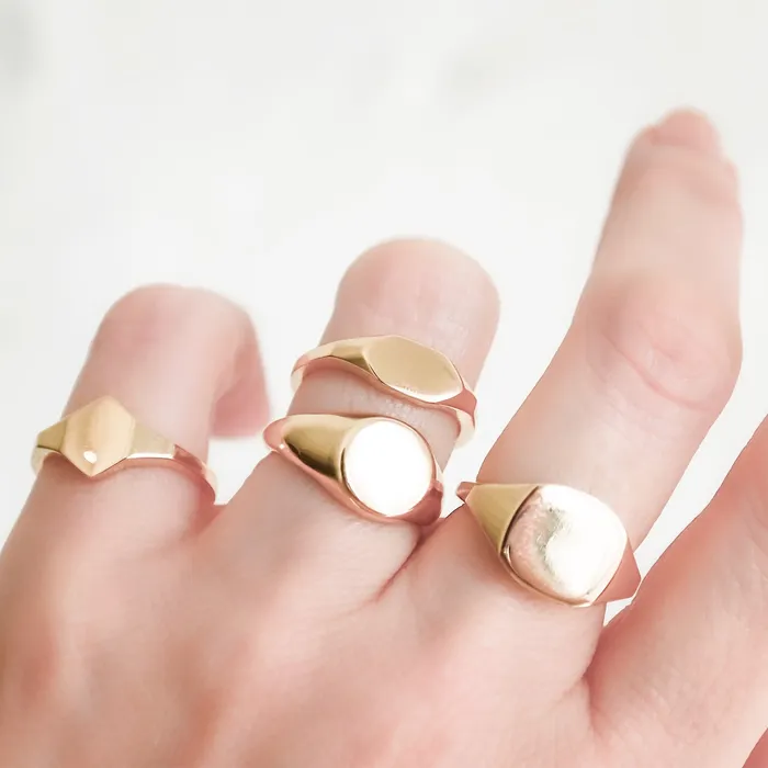 Rings Elongated Summit Signet Ring ESQUELETO Essentials