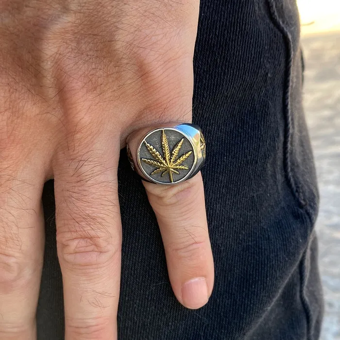 Vivi Marijuana Gold Finish Weed Leaf Stainless Steel Two Tone Ring Rings Vivi Marijuana Gold Finish Weed Leaf Stainless Steel Two Tone Ring Rings