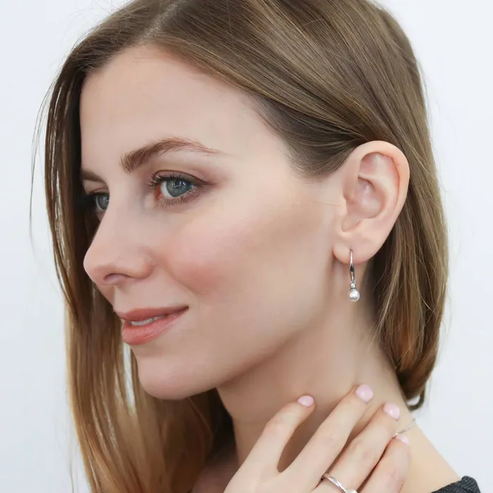 BERRICLE Earrings Solitaire Imitation Pearl Leverback Earrings in Sterling Silver