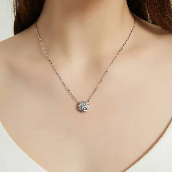 BERRICLE Necklaces Woven Solitaire 125ct Bezel CZ Necklace in Sterling Silver