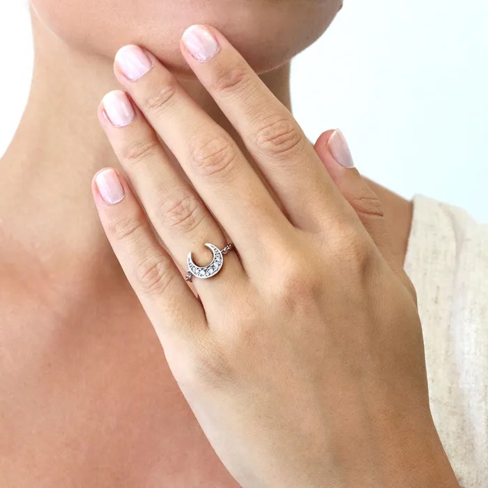 BERRICLE Rings Crescent Moon CZ Chain Ring in Sterling Silver