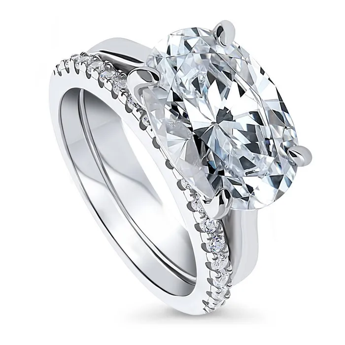 BERRICLE Rings Solitaire EastWest 55ct Oval CZ Ring Set in Sterling Silver