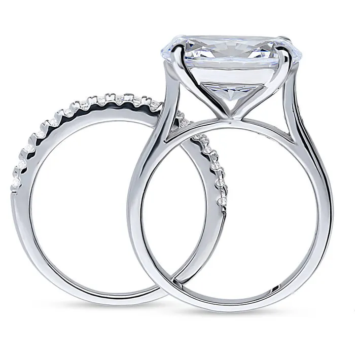 BERRICLE Rings Solitaire EastWest 55ct Oval CZ Ring Set in Sterling Silver