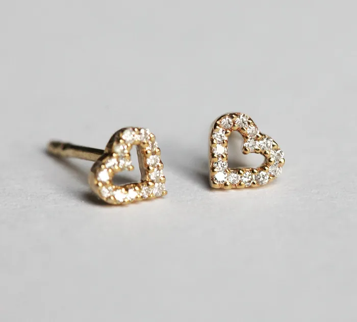 Capucinne Earrings Delicate Diamond HeartShaped Gold Stud Earrings
