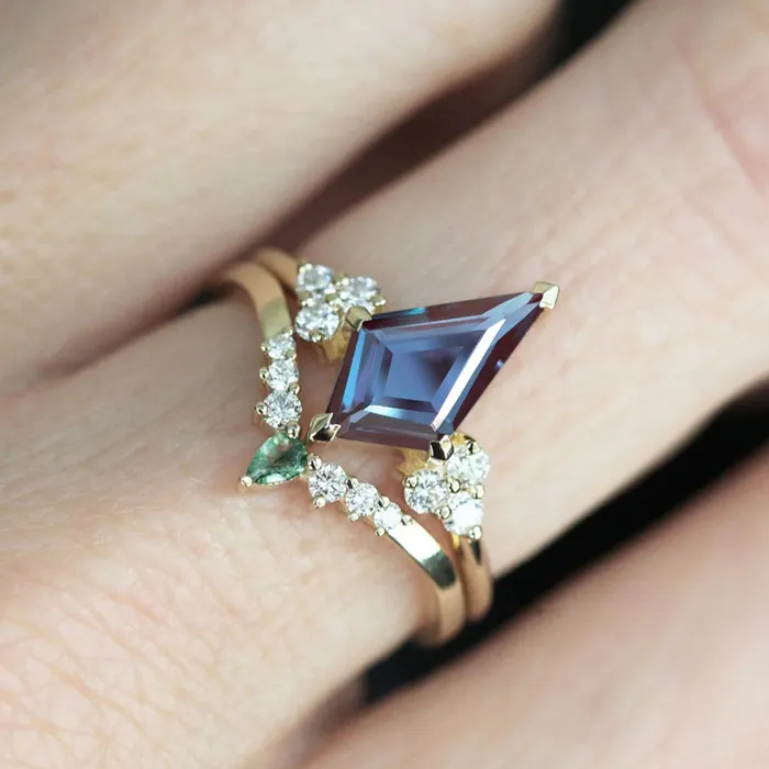 Capucinne Rings Sally Kite Alexandrite Ring Set