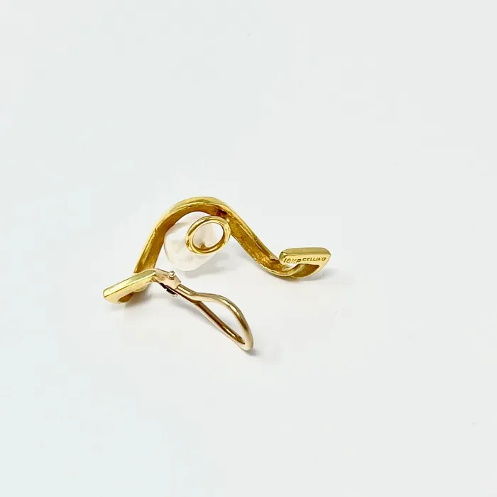 Cellino PreStyled Sets Cellino 18K Gold Earclips with Biwa Pearl
