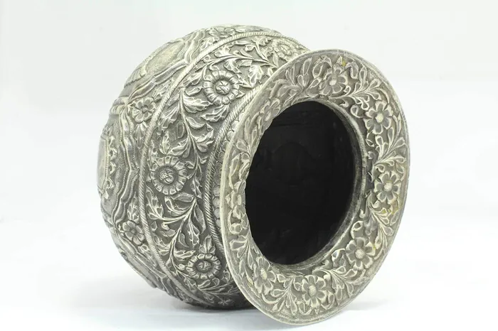 Dropshipped via Social Commerce Network Rings PH Artistic Antique Handcrafted Silver Urn Pot Engraved Jainism Symbol Decorative