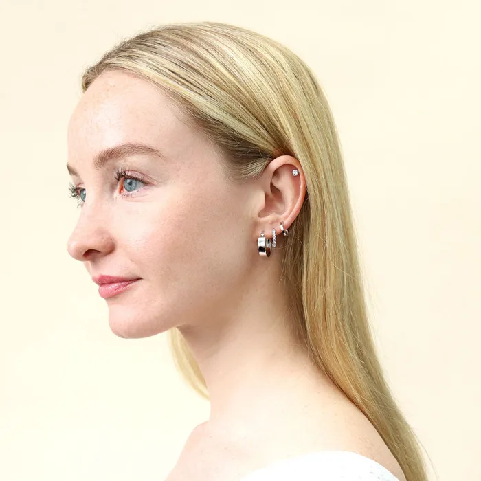 Earrings BERRICLE Medium Hoop Earrings in Sterling Silver 068