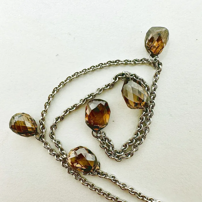 Jewelry Necklaces 18K White Gold Cable Chain Necklace with 5 Cognac Colored Diamond Briolettes