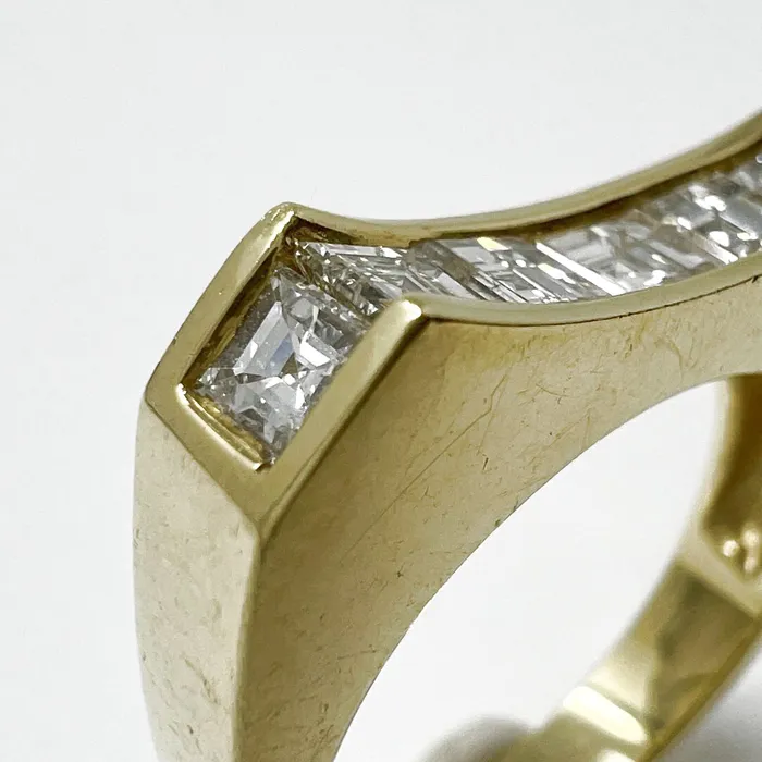Prestige Rings Prestige 18K Gold Ring with Diamonds