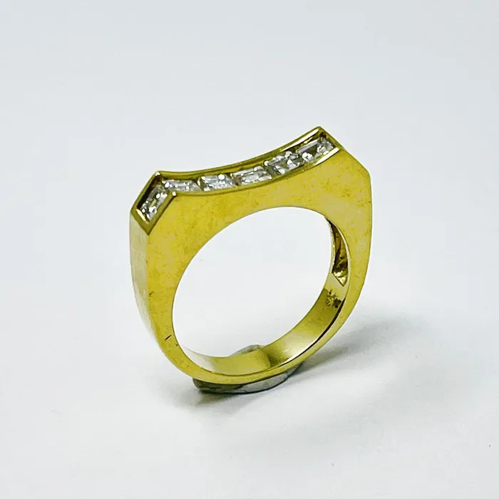 Prestige Rings Prestige 18K Gold Ring with Diamonds