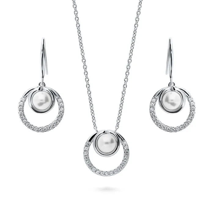 Rings BERRICLE Open Circle Round Imitation Pearl Set in Sterling Silver