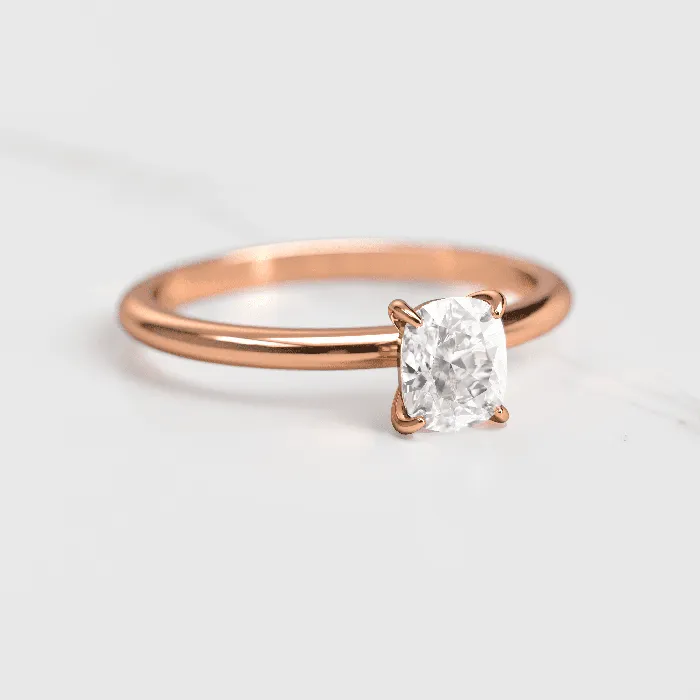 Rings Capucinne Cushion Solitaire Moissanite Ring with 1ct moissanite