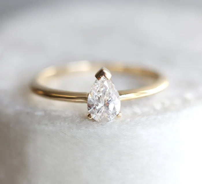 Rings Capucinne Kristen Diamond Ring
