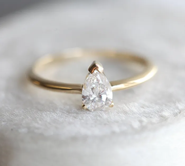 Rings Capucinne Kristen Diamond Ring