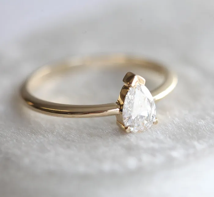 Rings Capucinne Kristen Diamond Ring