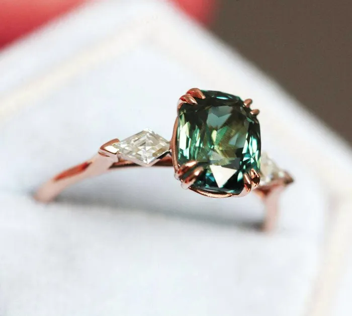 Rings Capucinne Maeve Sapphire Diamond Ring