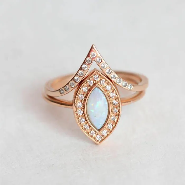 Rings capucinne Rihanna Marquise Opal Ring