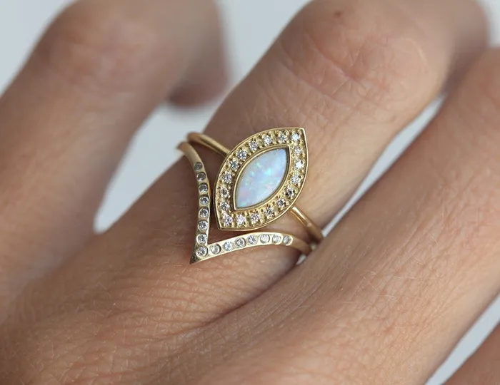 Rings capucinne Rihanna Marquise Opal Ring